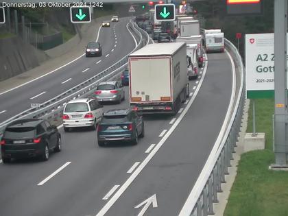 Wassen: A2/E35, Gotthardtunnel, Göschenen in Richtung Süd