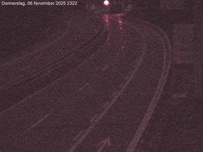 Wassen: A2/E35, Gotthardtunnel, Göschenen in Richtung Süd