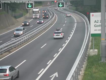 Wassen: A2/E35, Gotthardtunnel, Göschenen in Richtung Süd