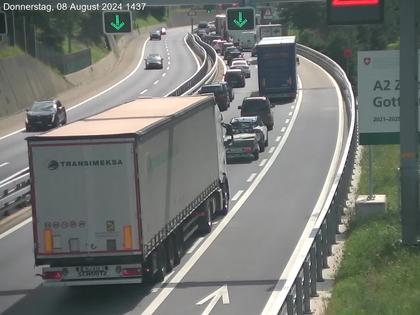 Wassen: A2/E35, Gotthardtunnel, Göschenen in Richtung Süd