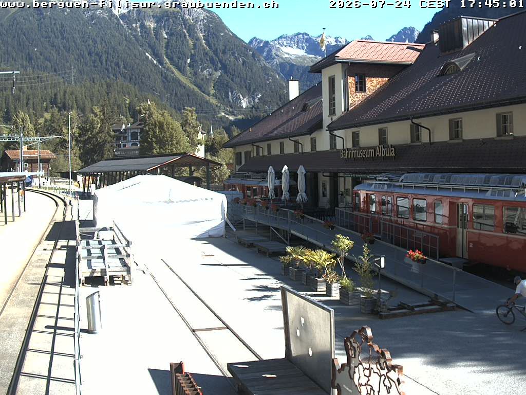 Bergün › Süden: Restaurant Bahnmuseum Albula - Bergün Filisur Tourismus AG