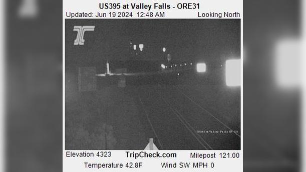 Traffic Cam Valley Falls: US 395 at - ORE31