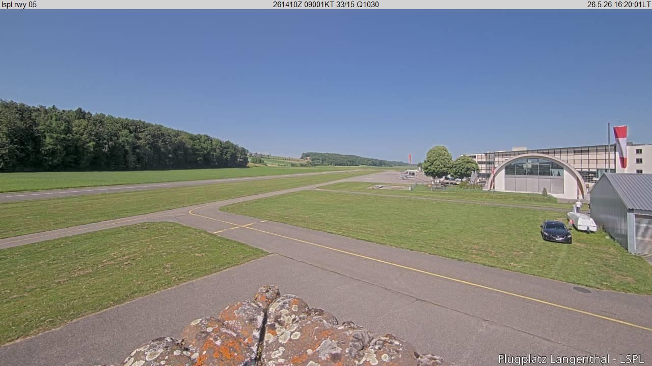 Bleienbach › Nordosten: Airfield Langenthal