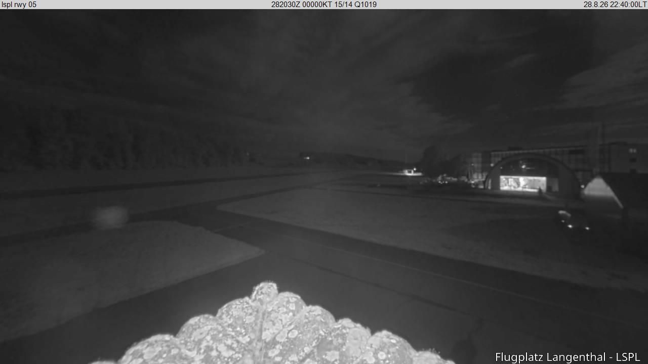 Bleienbach › Nordosten: Airfield Langenthal