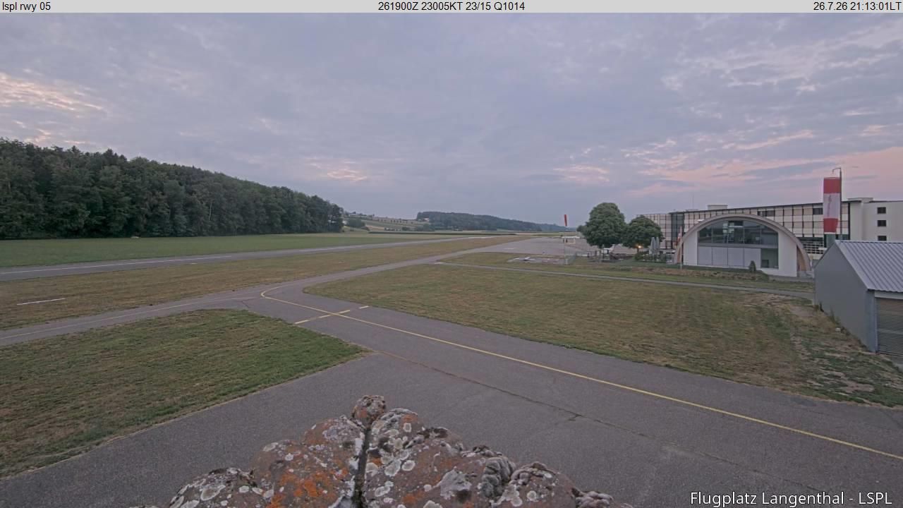 Bleienbach › Nordosten: Airfield Langenthal