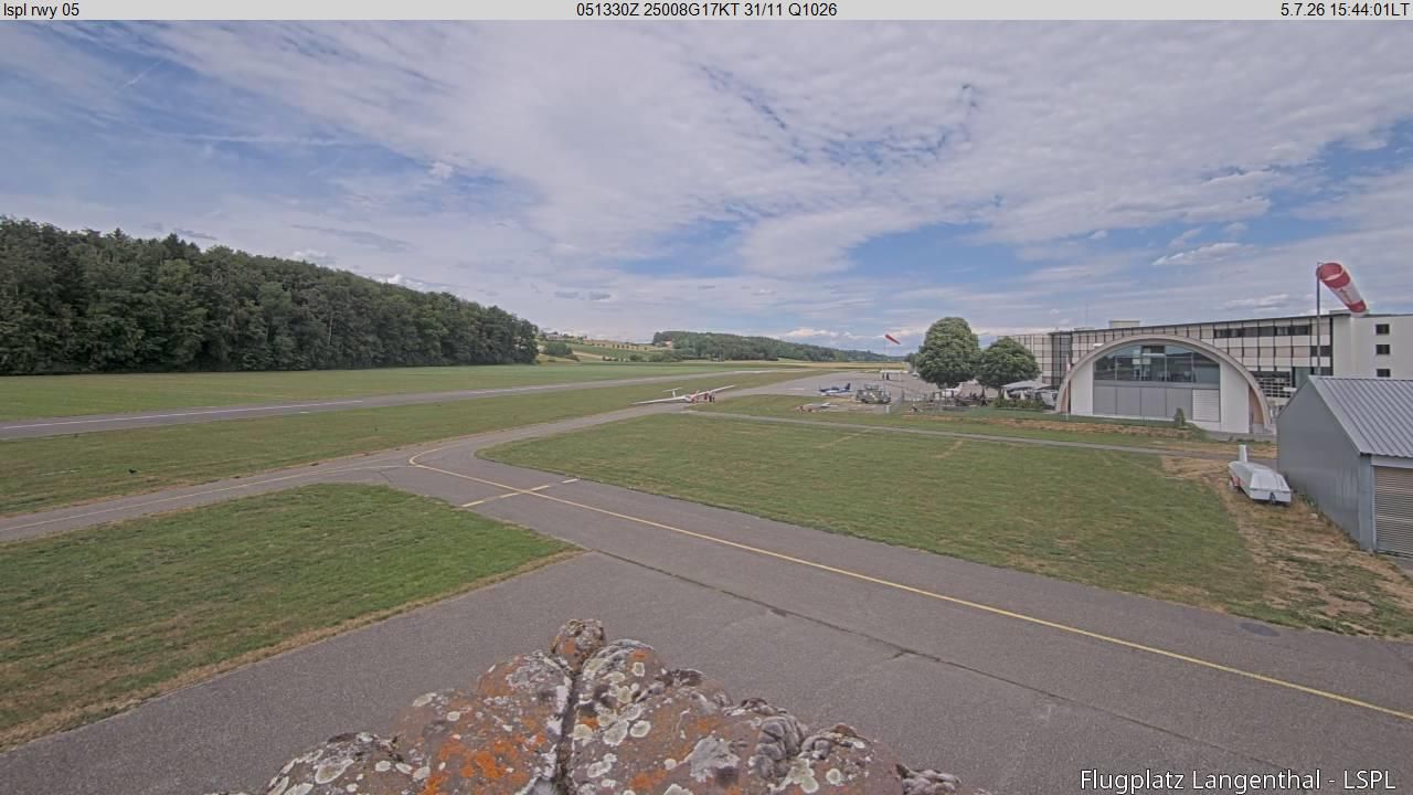 Bleienbach › Nordosten: Airfield Langenthal