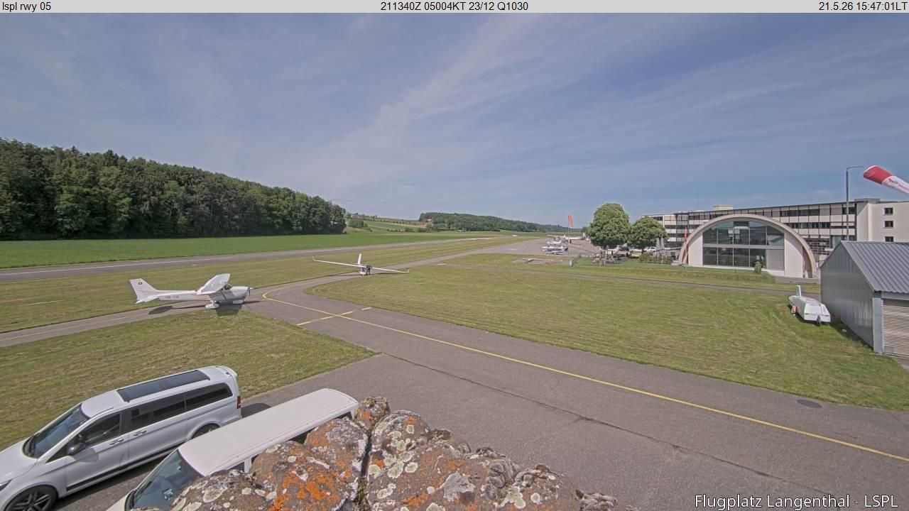 Bleienbach › Nordosten: Airfield Langenthal
