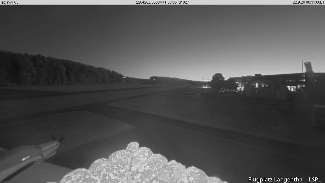Bleienbach › Nordosten: Airfield Langenthal