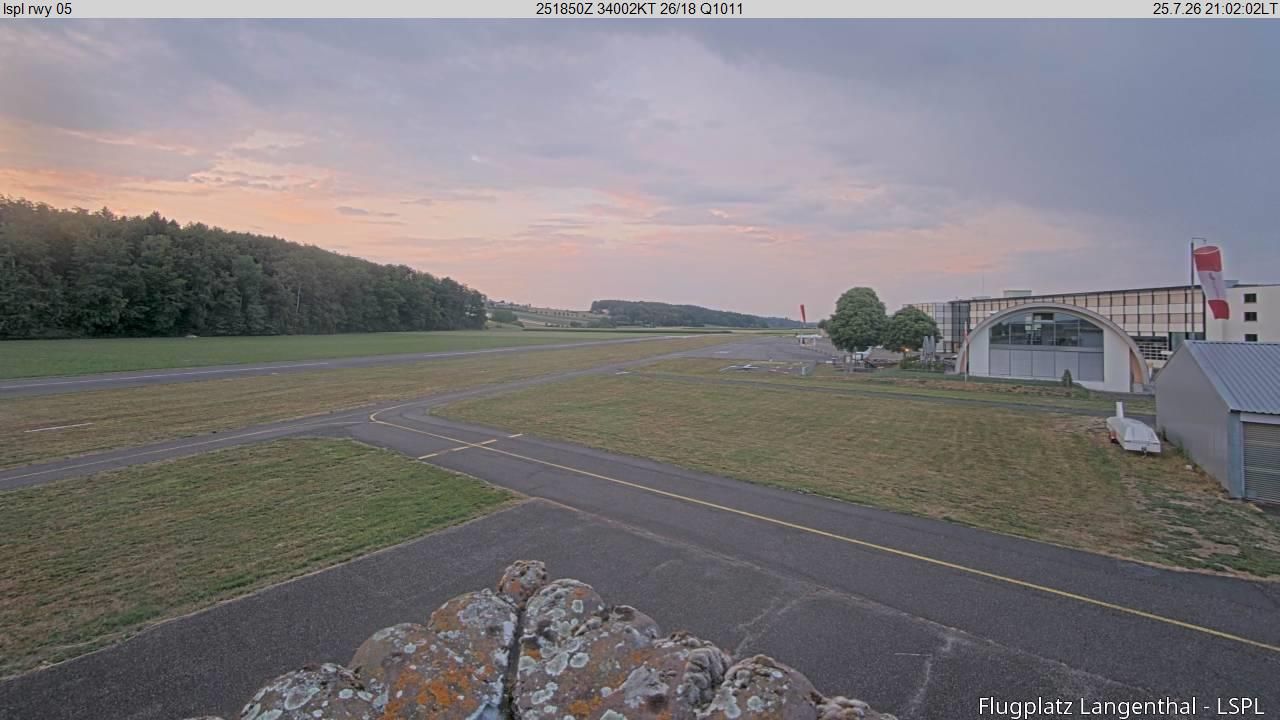 Bleienbach › Nordosten: Airfield Langenthal