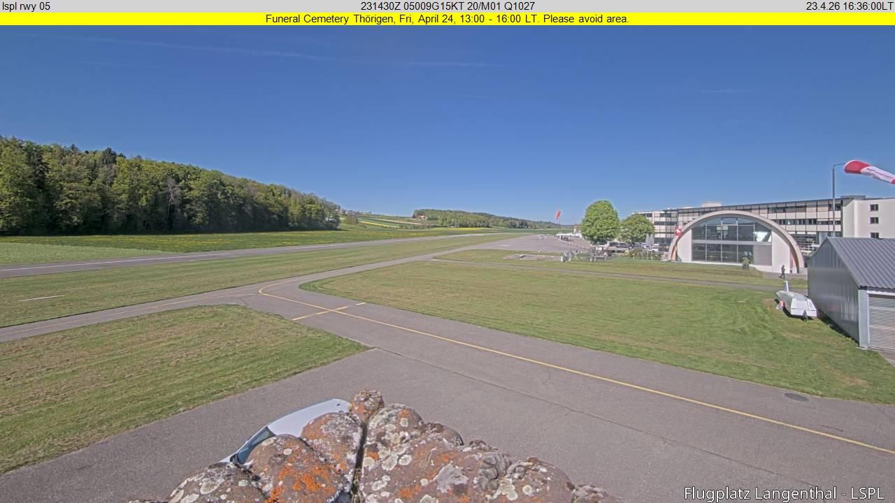 Bleienbach: Airport - Flugplatz Langenthal LSPL