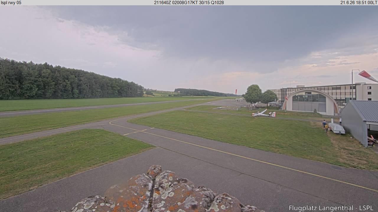 Bleienbach › Nordosten: Airfield Langenthal