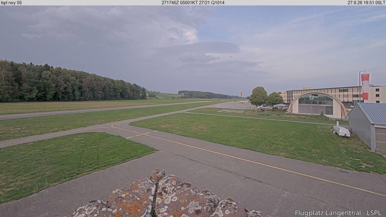 Bleienbach › Nordosten: Airfield Langenthal