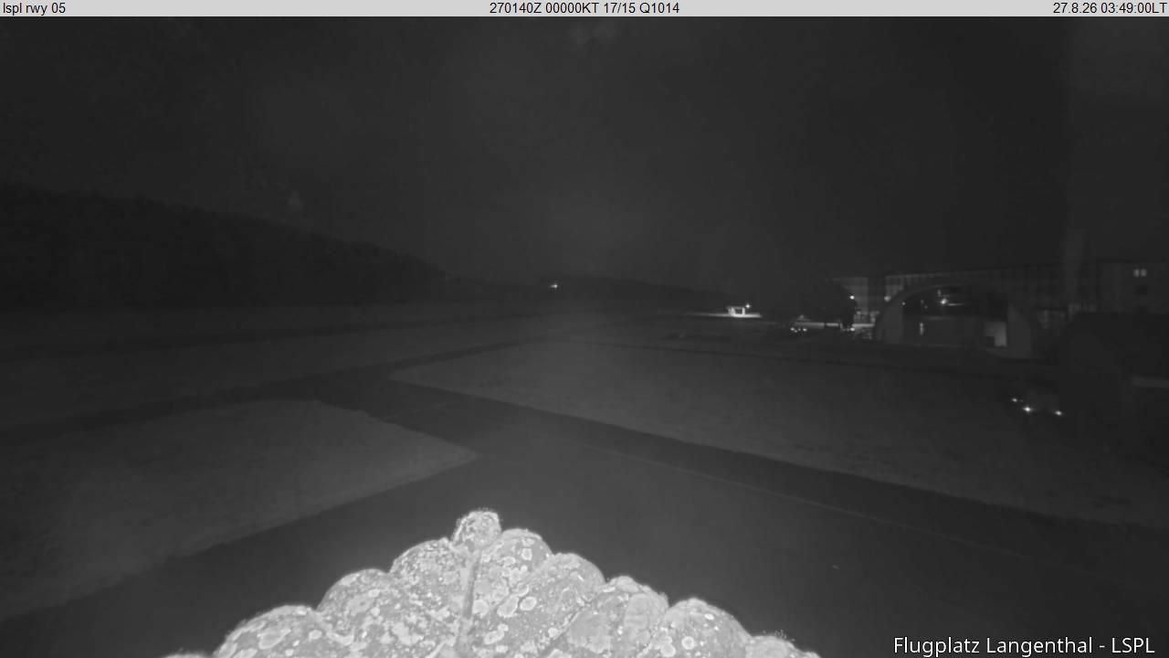 Bleienbach › Nordosten: Airfield Langenthal