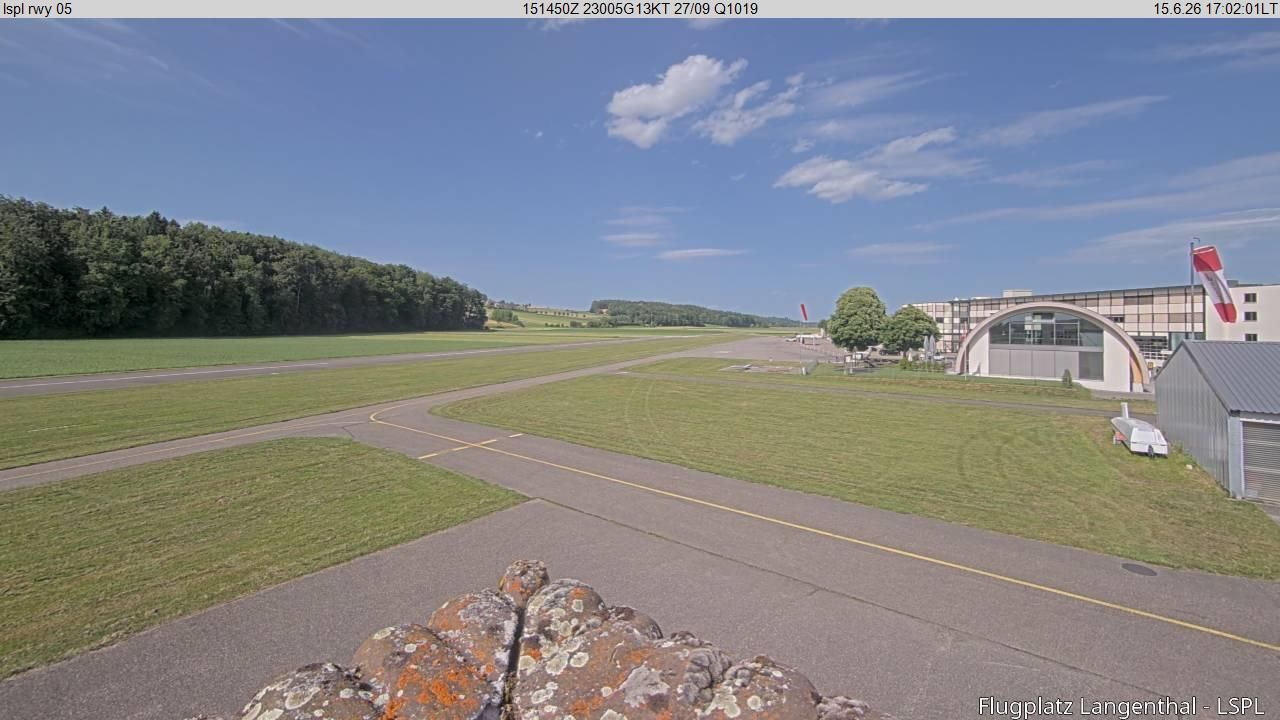 Bleienbach › Nordosten: Airfield Langenthal