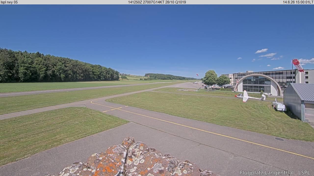 Bleienbach › Nordosten: Airfield Langenthal