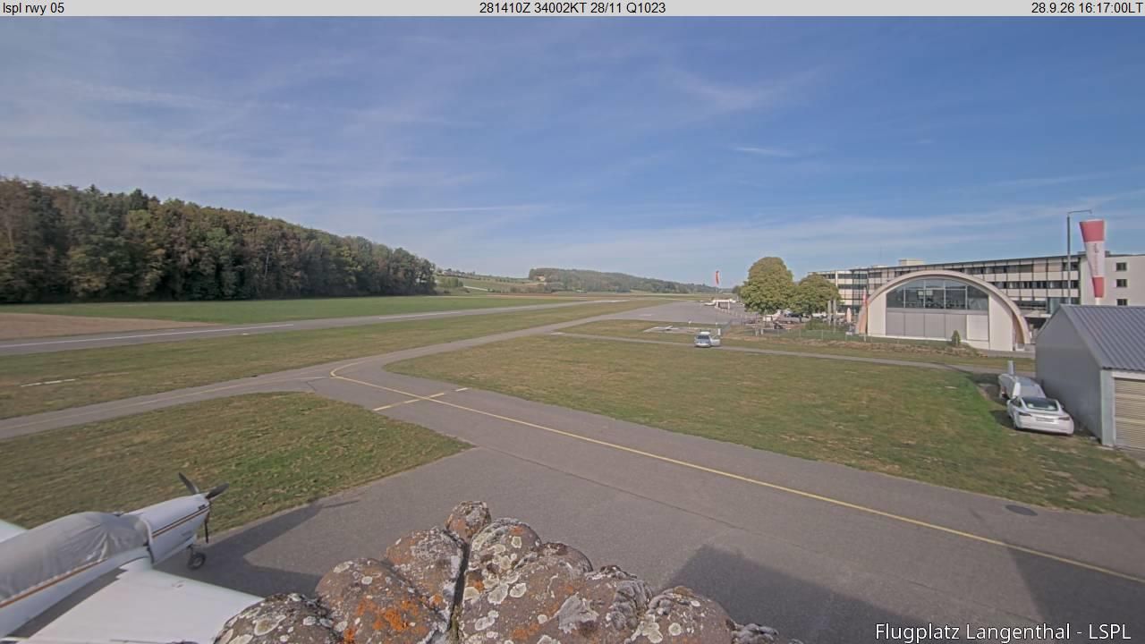 Bleienbach › Nordosten: Airfield Langenthal