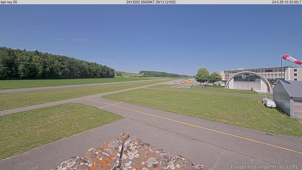 Bleienbach › Nordosten: Airfield Langenthal