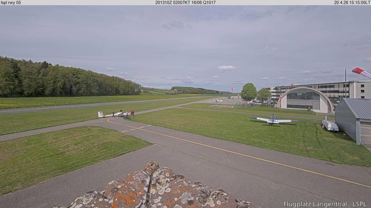 Bleienbach: Airport - Flugplatz Langenthal LSPL