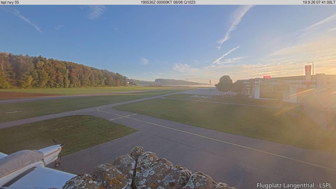 Bleienbach › Nordosten: Airfield Langenthal