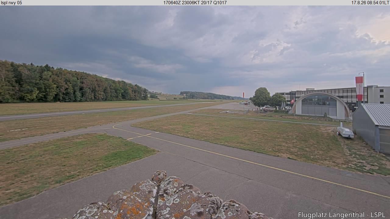 Bleienbach › Nordosten: Airfield Langenthal