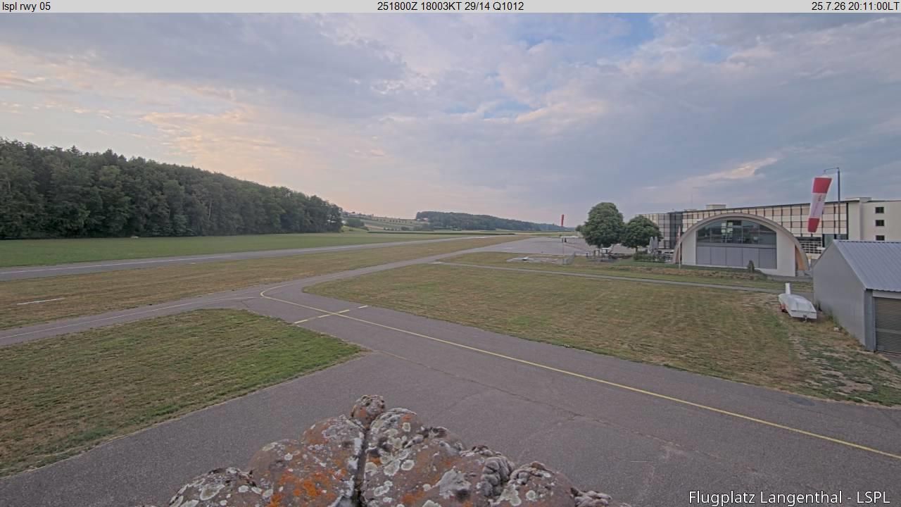 Bleienbach › Nordosten: Airfield Langenthal