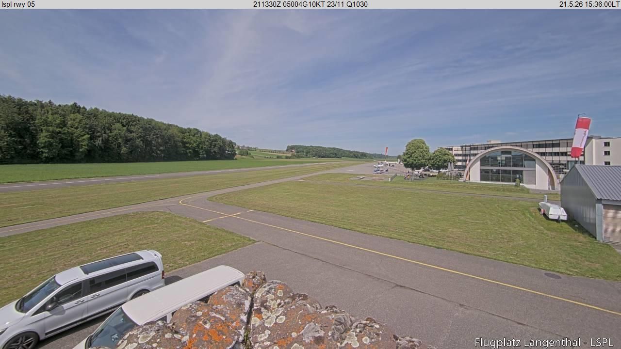Bleienbach › Nordosten: Airfield Langenthal