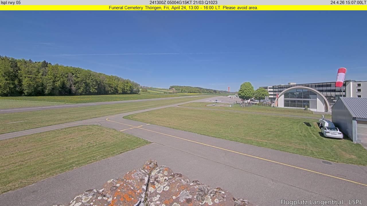 Bleienbach: Airport - Flugplatz Langenthal LSPL
