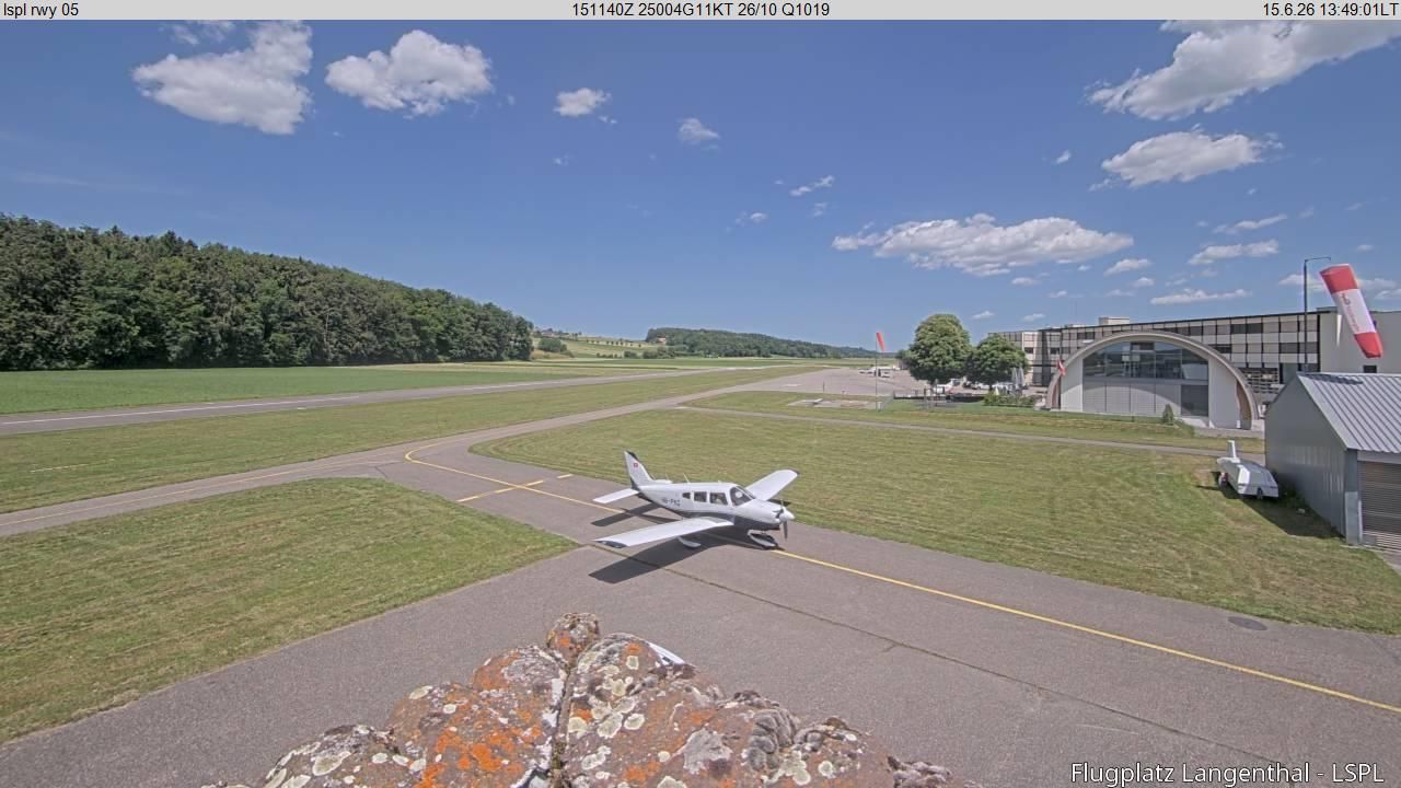 Bleienbach › Nordosten: Airfield Langenthal