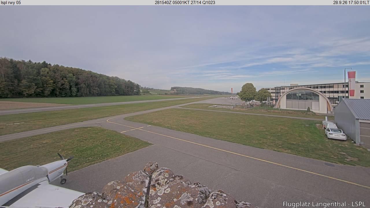 Bleienbach › Nordosten: Airfield Langenthal