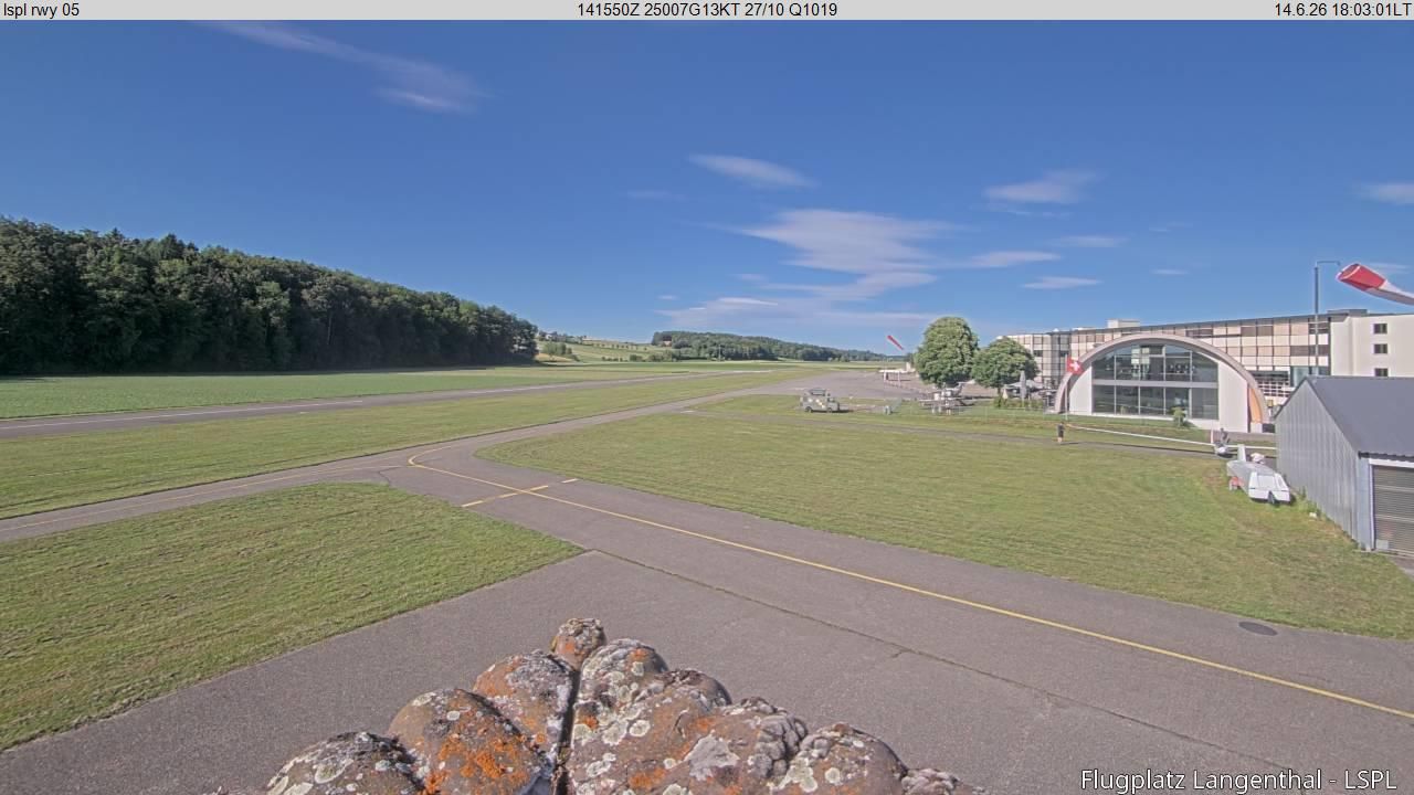 Bleienbach › Nordosten: Airfield Langenthal
