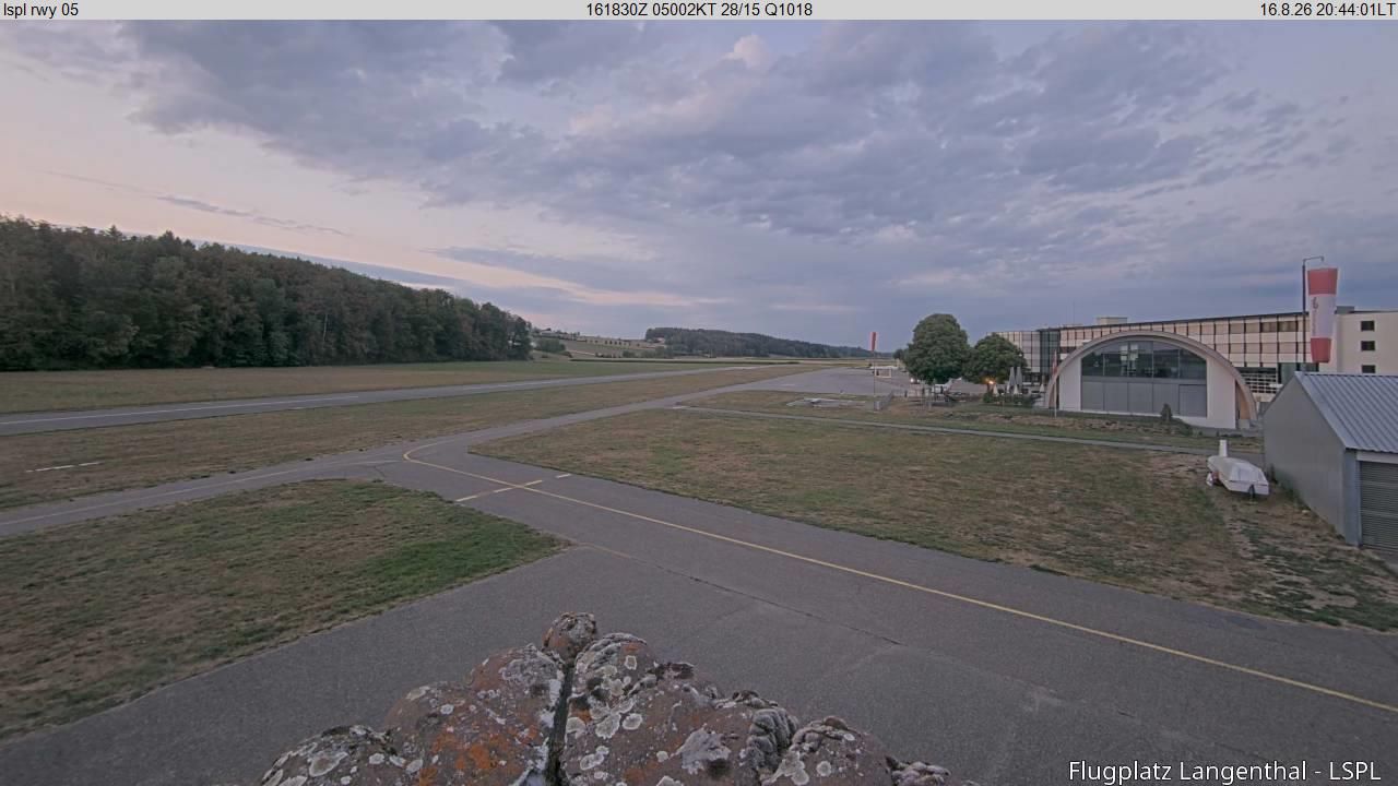 Bleienbach › Nordosten: Airfield Langenthal