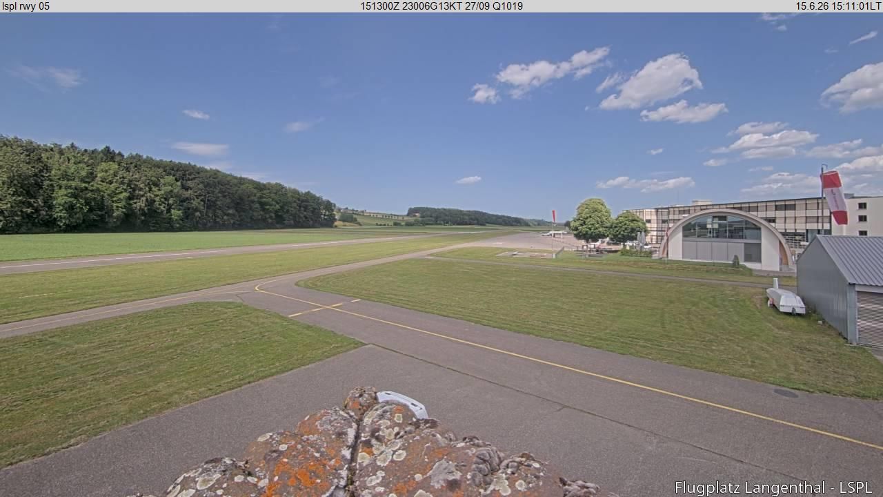 Bleienbach › Nordosten: Airfield Langenthal
