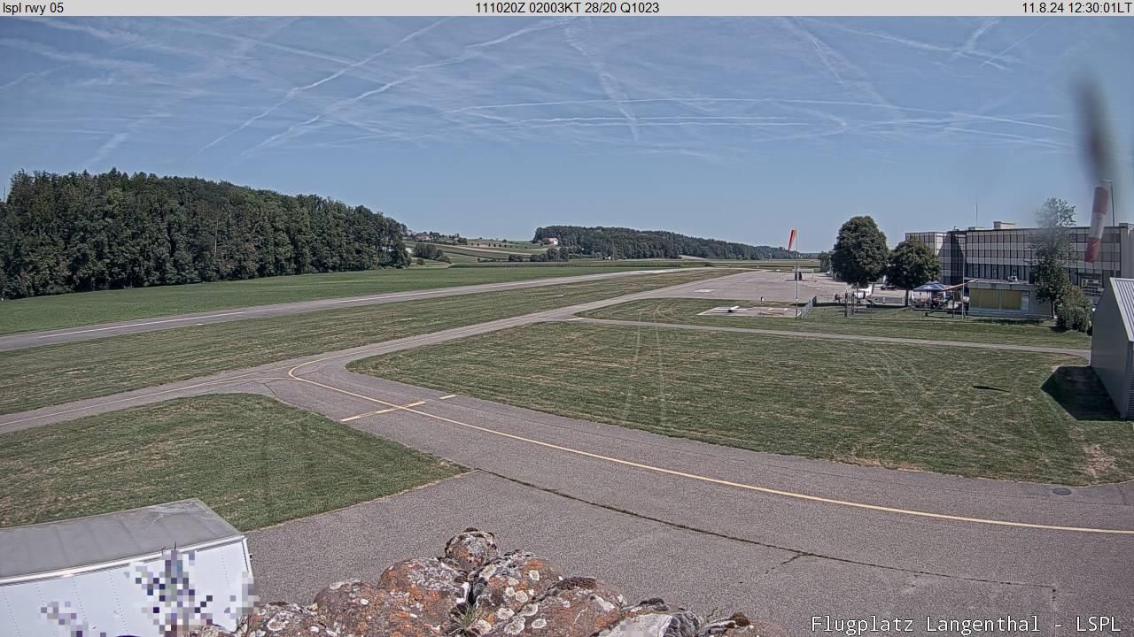 Bleienbach: Airport - Flugplatz Langenthal LSPL