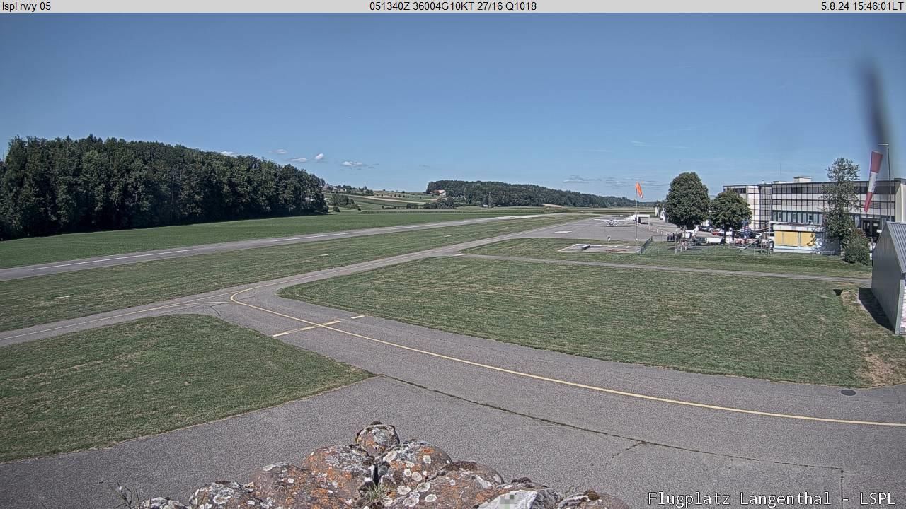 Bleienbach: Airport - Flugplatz Langenthal LSPL