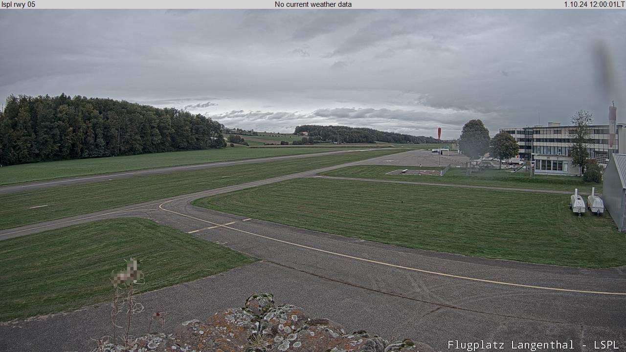 Bleienbach: Airport - Flugplatz Langenthal LSPL