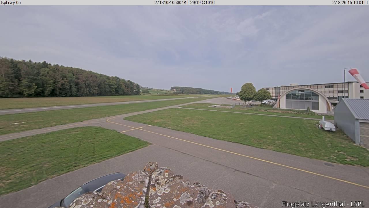 Bleienbach › Nordosten: Airfield Langenthal