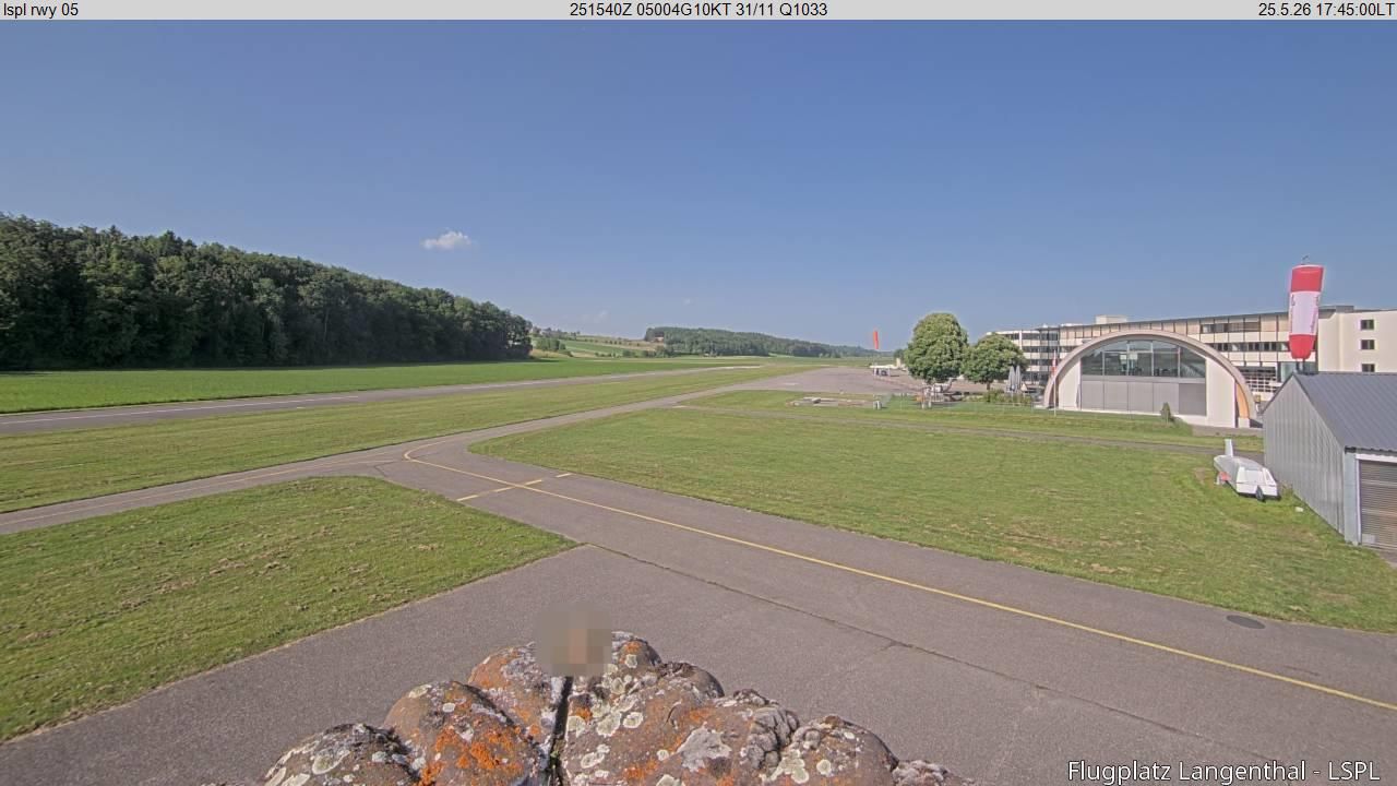 Bleienbach › Nordosten: Airfield Langenthal