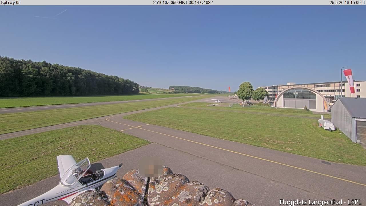 Bleienbach › Nordosten: Airfield Langenthal
