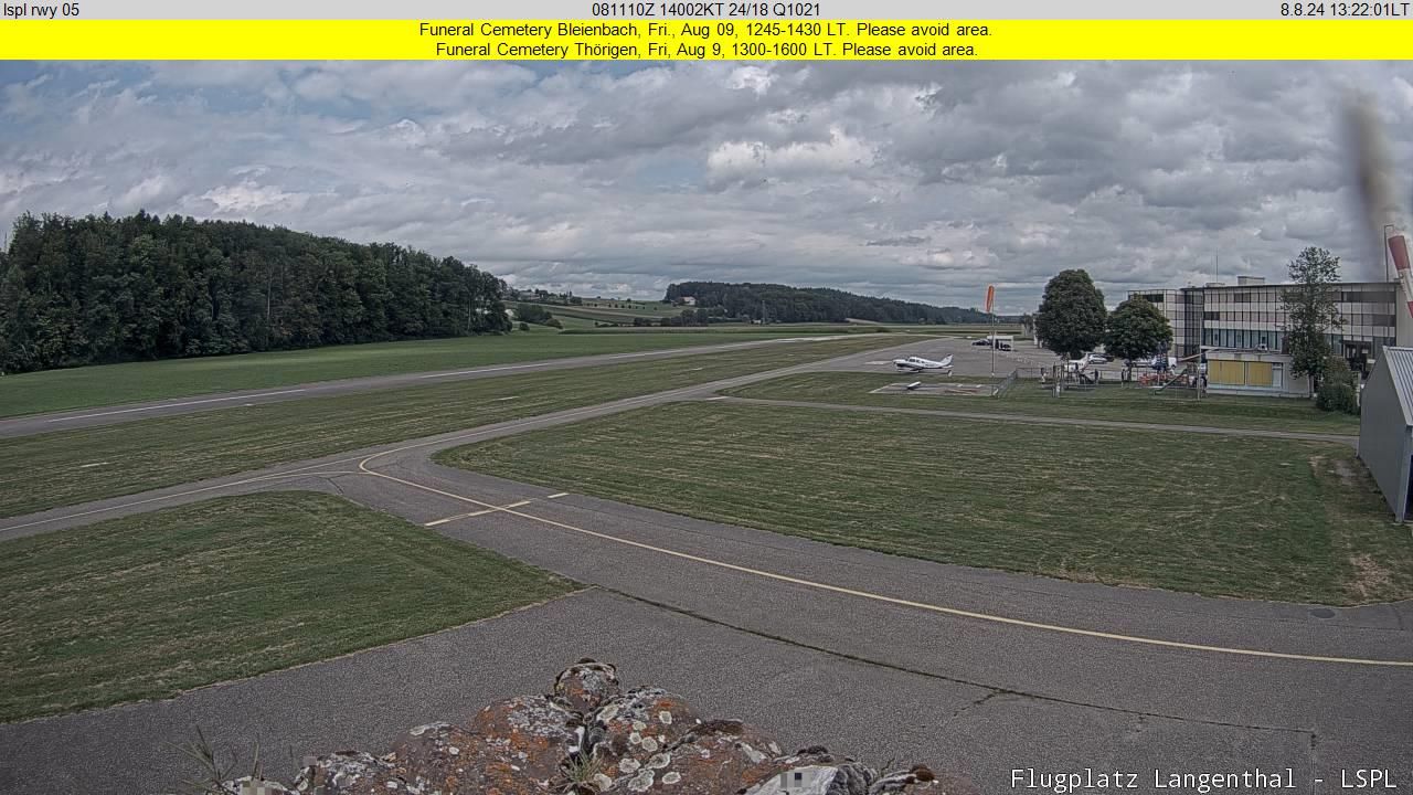 Bleienbach: Airport - Flugplatz Langenthal LSPL