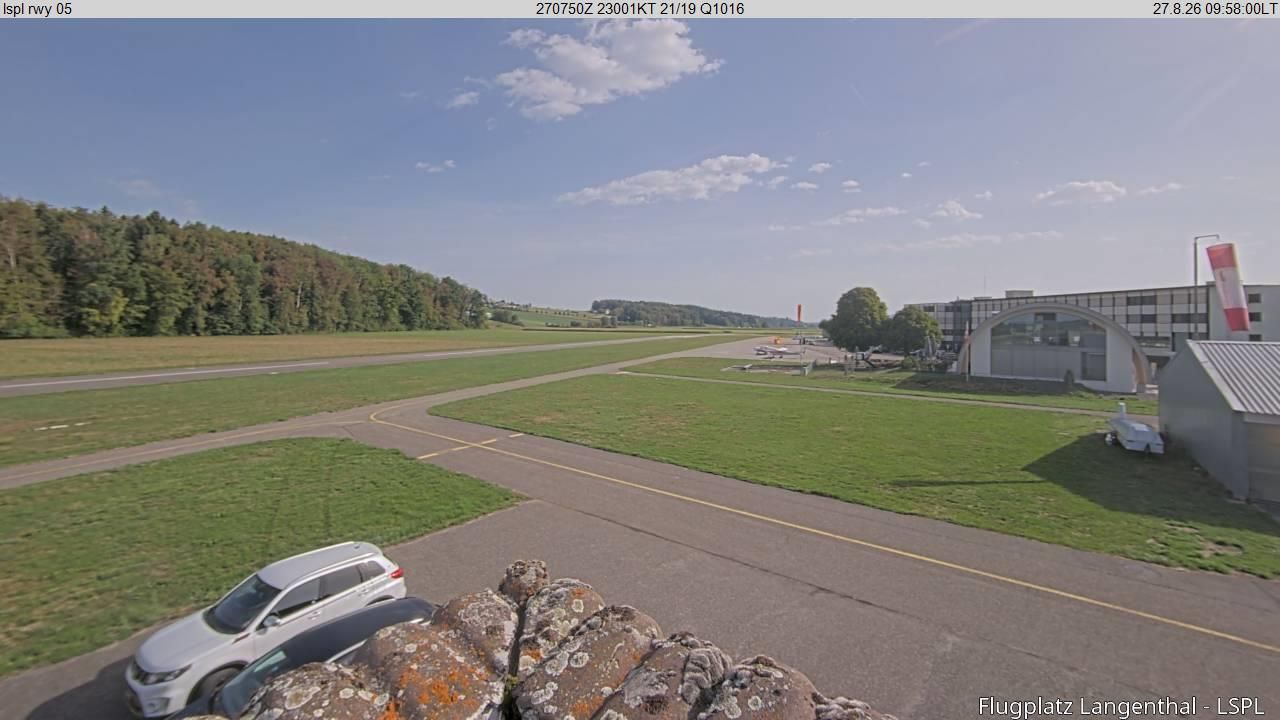 Bleienbach › Nordosten: Airfield Langenthal