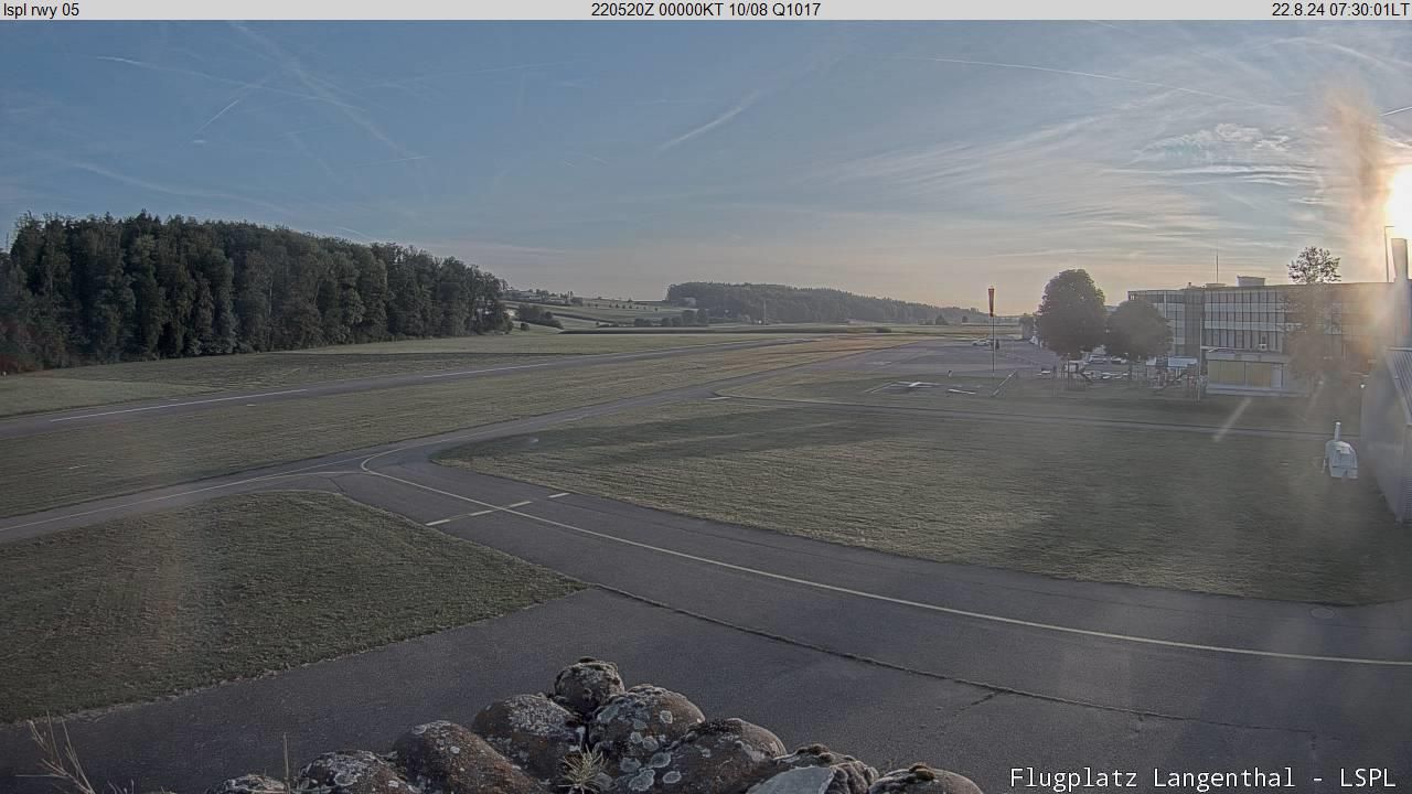 Bleienbach: Airport - Flugplatz Langenthal LSPL