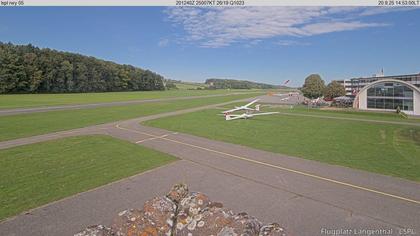 Bleienbach: Airport - Flugplatz Langenthal LSPL