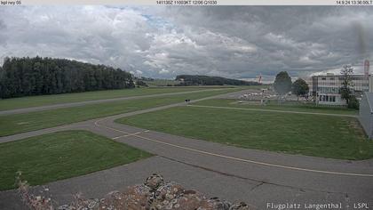 Bleienbach: Airport - Flugplatz Langenthal LSPL