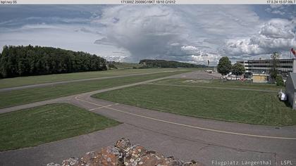 Bleienbach: Airport - Flugplatz Langenthal LSPL