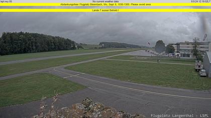 Bleienbach: Airport - Flugplatz Langenthal LSPL