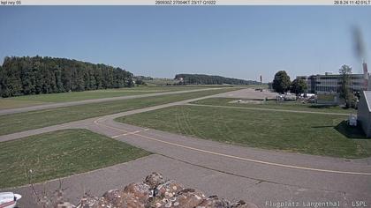 Bleienbach: Airport - Flugplatz Langenthal LSPL