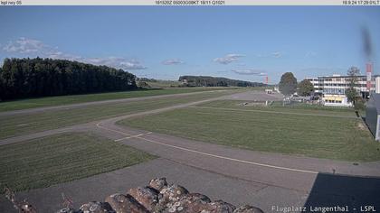 Bleienbach: Airport - Flugplatz Langenthal LSPL