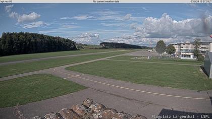 Bleienbach: Airport - Flugplatz Langenthal LSPL