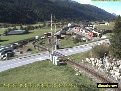Oberwald: Blick zu den Bahnhöfen der Dampfbahn Furka-Bergstrecke und der Matterhorn-Gotthard-Bahn