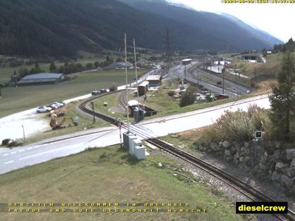 Oberwald: Blick zu den Bahnhöfen der Dampfbahn Furka-Bergstrecke und der Matterhorn-Gotthard-Bahn